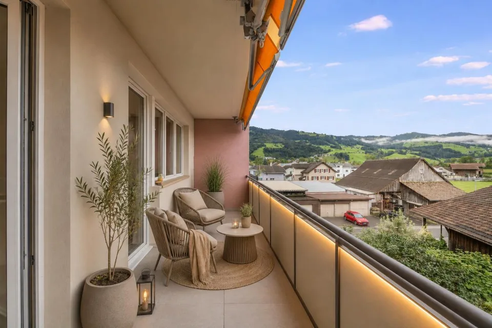 Felicità abitativa soleggiata con vista panoramica - vivere piacevolmente a Wangen