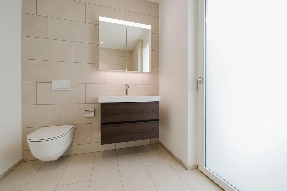 Appartement attique exclusif de 3,5 pièces avec grande terrasse