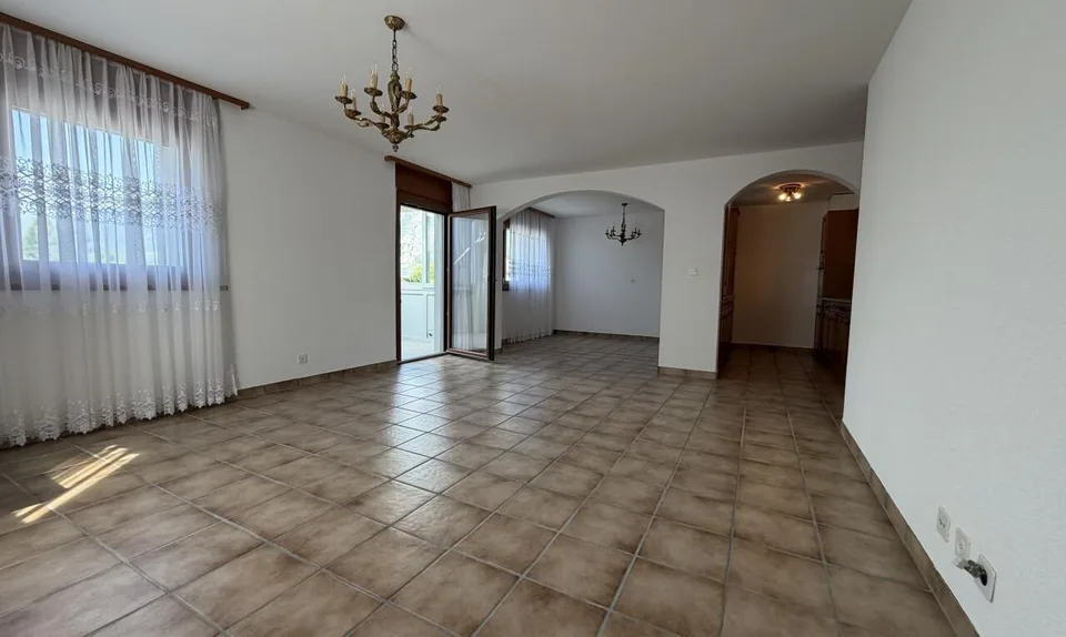Exklusiv: Helles 3-Zimmer-Apartment – Foto 2 von 11