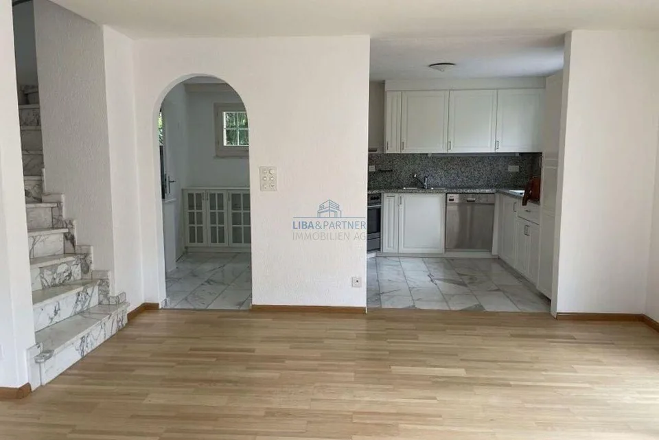 5 Zimmer Einfamilienhaus in Bottmingen – Foto 10 von 22