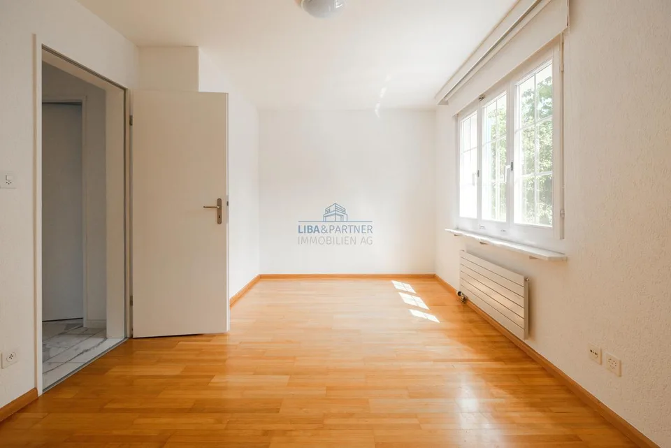 5 Zimmer Einfamilienhaus in Bottmingen – Foto 14 von 22