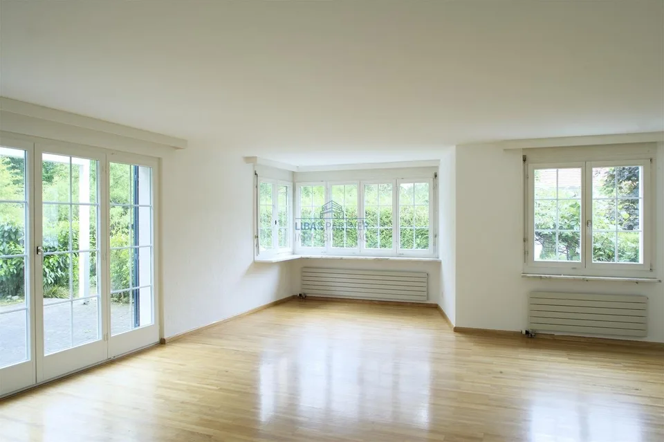 5 Zimmer Einfamilienhaus in Bottmingen – Foto 8 von 22