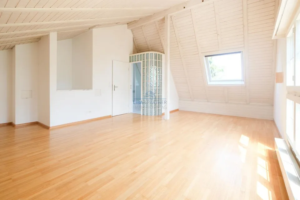 5 Zimmer Einfamilienhaus in Bottmingen – Foto 17 von 22