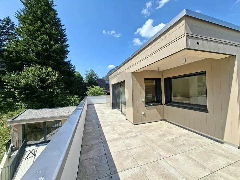 ZUKUNFTSORIENTIERTES ENERGIEEFFIZIENTES TRAUMHAUS
