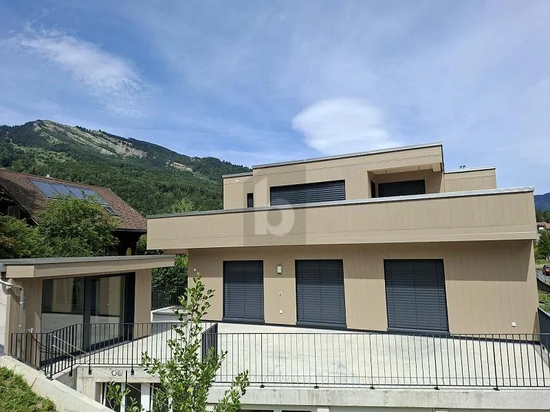 ZUKUNFTSORIENTIERTES ENERGIEEFFIZIENTES TRAUMHAUS