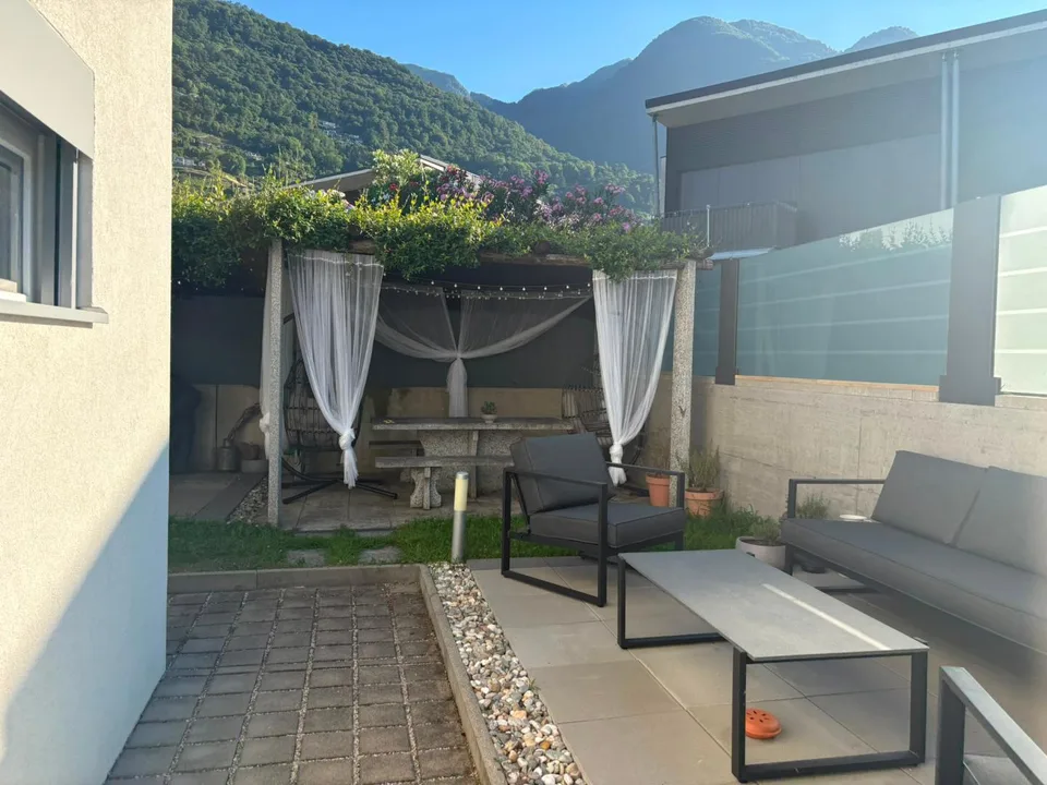 5 1/2-Zimmer-Villetta mit Garten an sehr sonniger, ruhiger Aussicht... – Foto 23 von 28