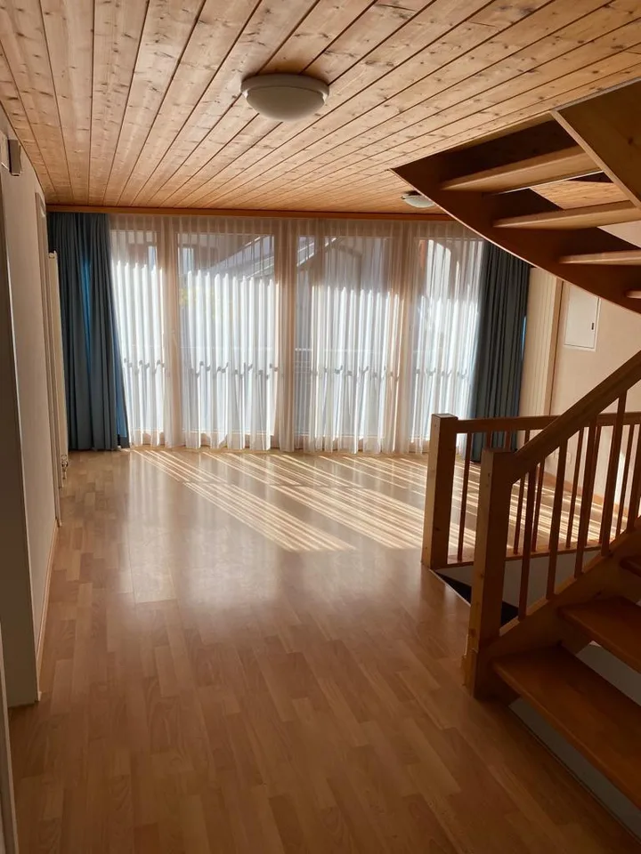 5.5 Zi-Wohnung auf zwei Etagen