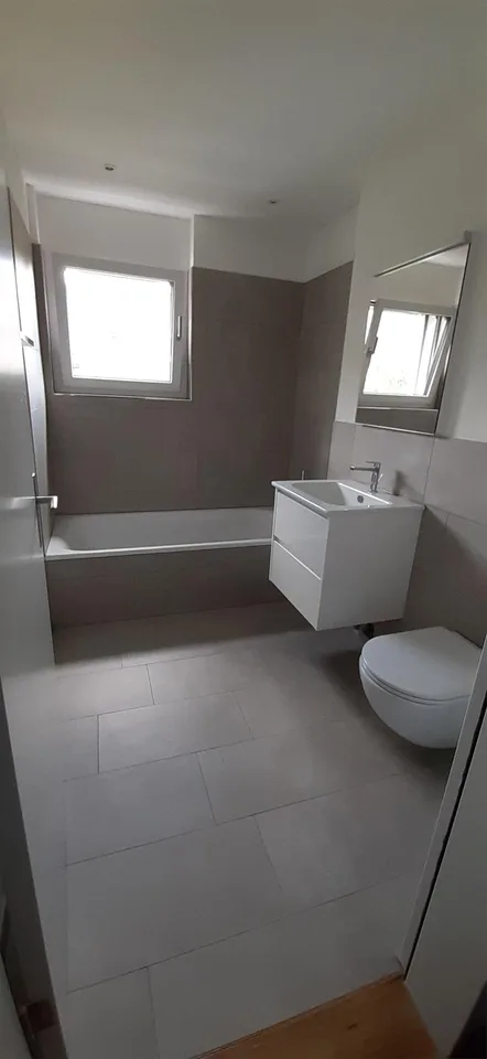 schöne, helle 3.5 Zimmer-Wohnung mit hohem Standard zu vermieten