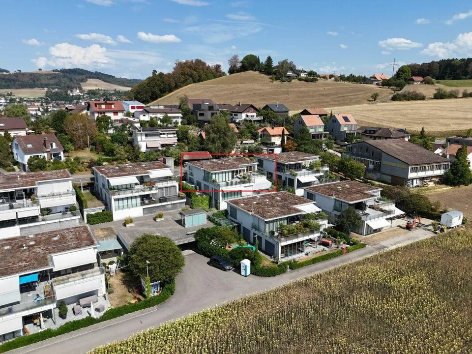 Exclusive 5½-room terrace house with a far-reaching view – photo 3 of 18