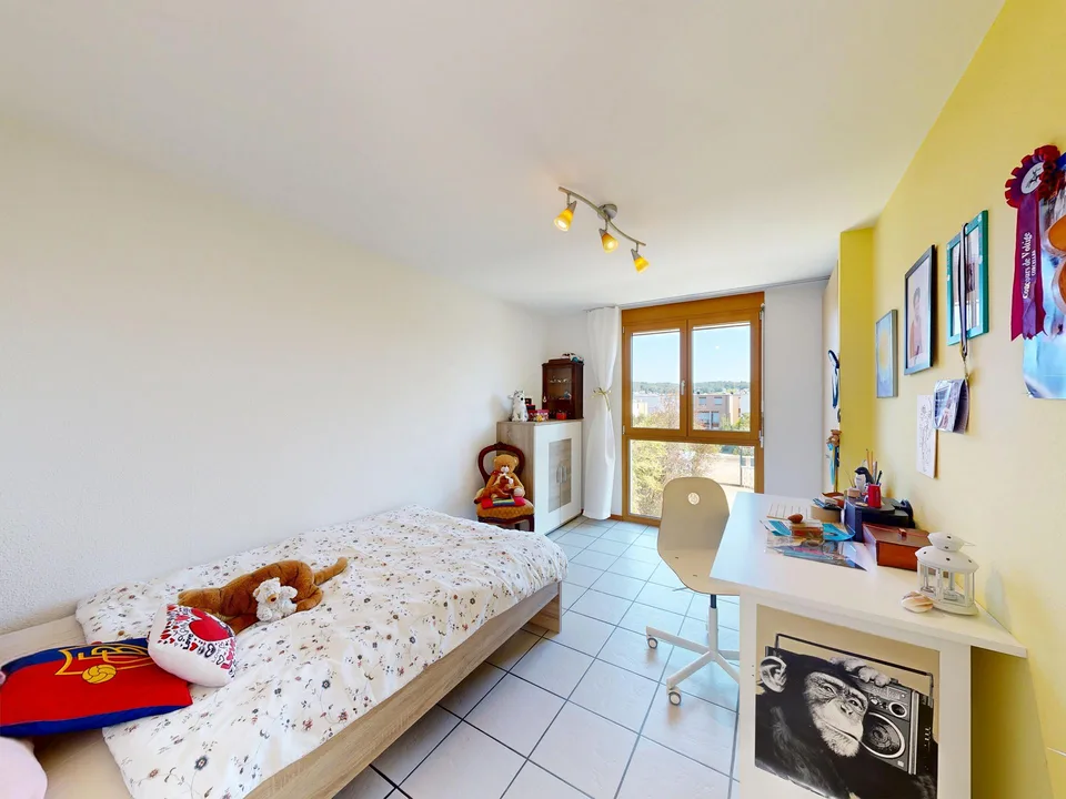 6.5-Zimmer-Doppelhaus mit Autoeinstellplatz – Foto 12 von 18