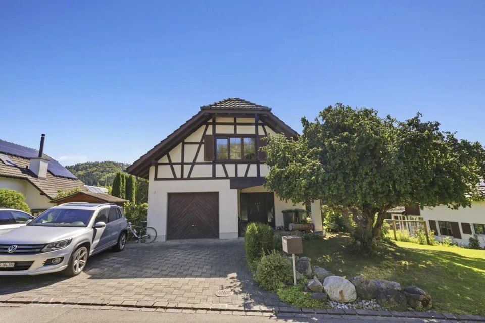 Freistehendes Familienhaus mit Charme, Privatsphäre und sonnigem G... – photo 29 of 30