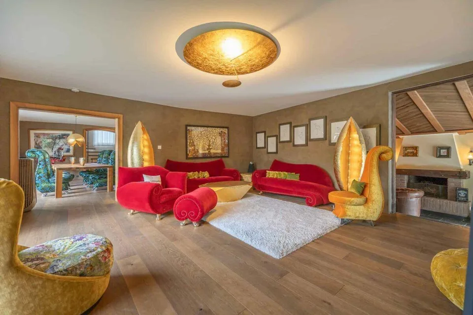 Exklusive Residenz mit Pool und privater Gartenidylle – Foto 7 von 13