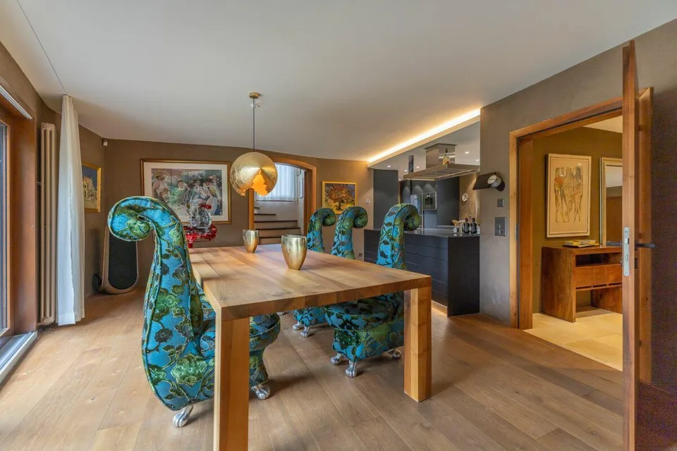 Exklusive Residenz mit Pool und privater Gartenidylle – Foto 8 von 13