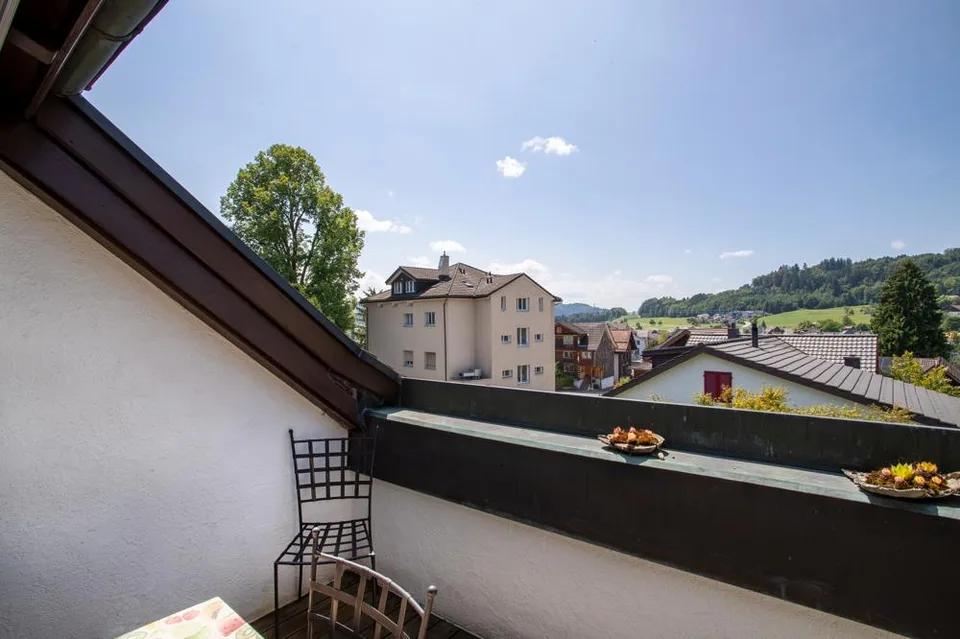 Heimelige Dachgeschosswohnung für Eigennutzer oder Kapitalanleger – Foto 6 von 6