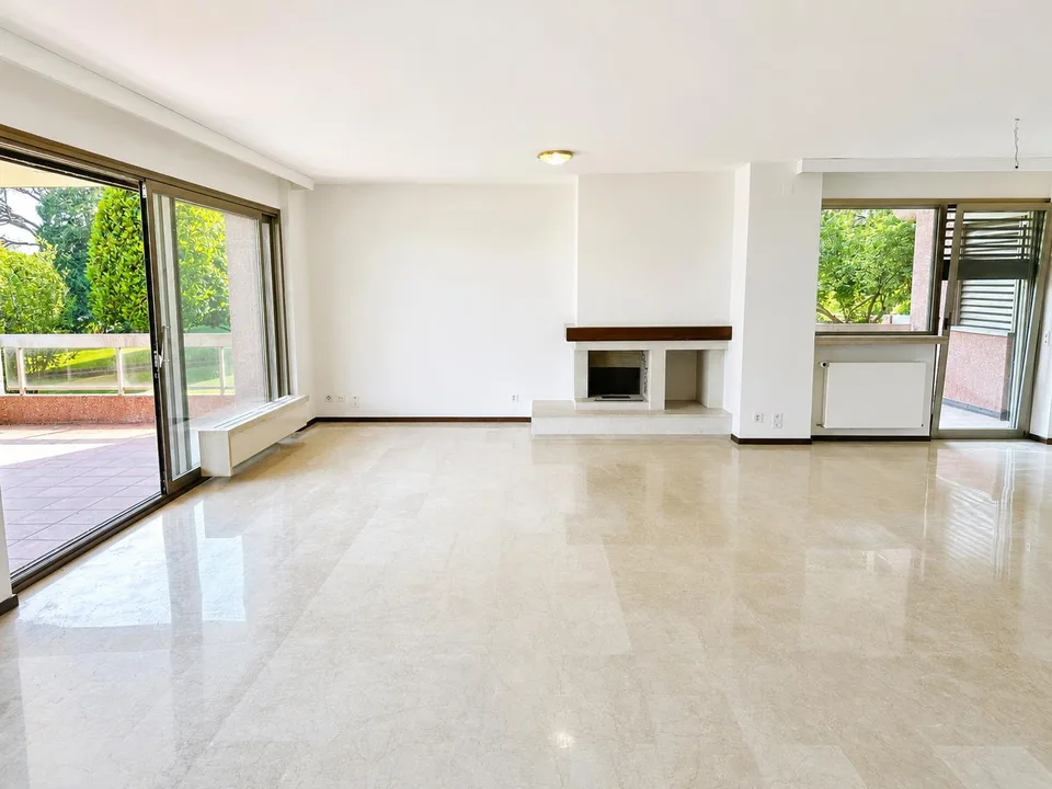 Appartamento con terrazza vista lago – Foto 6 von 10