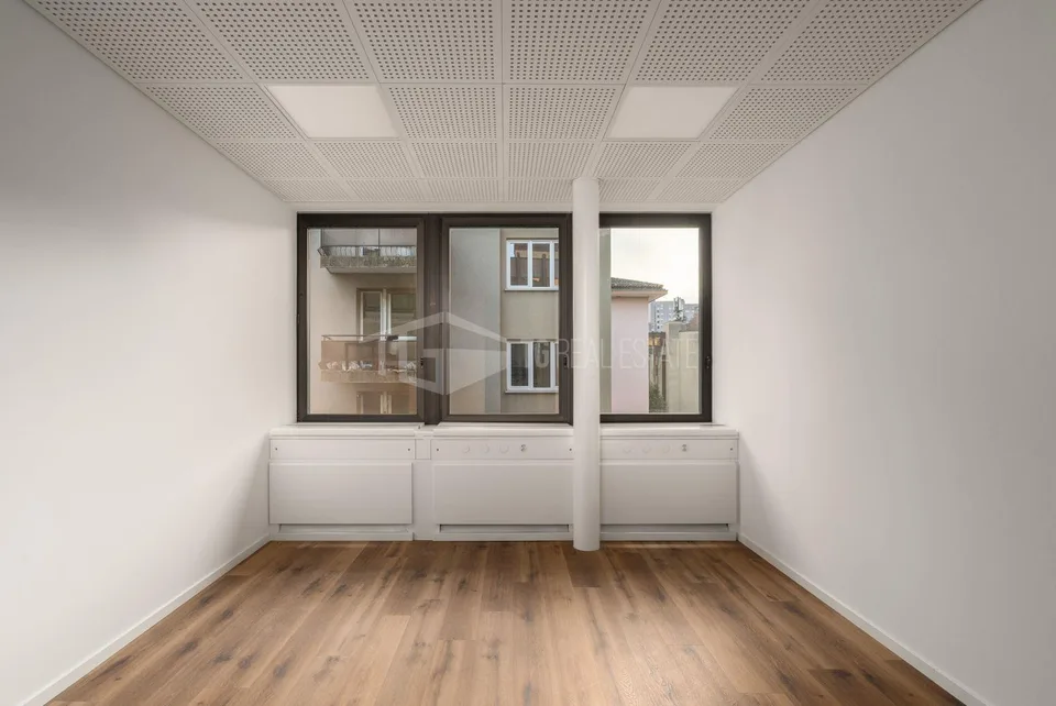 MODERNO UFFICIO DI 7 LOCALI A MOLINO NUOVO | MODERN 7-ROOM OFFICE I... – photo 8 sur 13