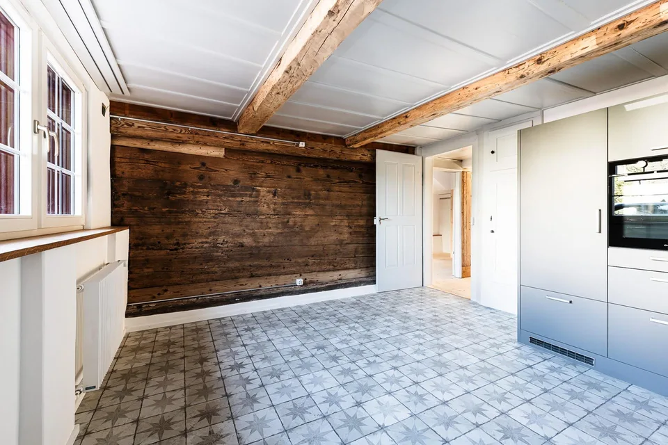 Moderne denkmalpflegerische 3.5 Wohnung in Zell (ZH) mit Garten
