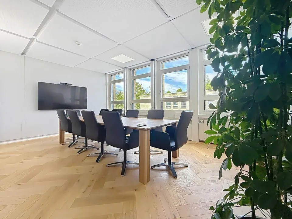 An bester Lage, Büro-Gewerberäumlichkeiten – Foto 3 von 14