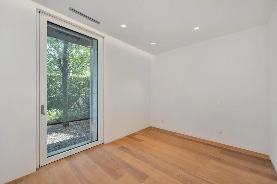 LUSSUOSO 4.5 LOCALI CON GIARDINO | LUXURIOUS 4.5-ROOM WITH GARDEN |... – Foto 10 von 13