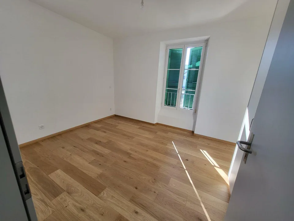 Magnificent komplett renoviertes Duplex mit großem Balkon