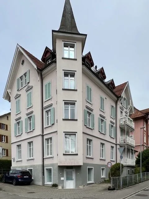 Appartement avec poêle en faïence et charme particulier – photo 2 sur 11