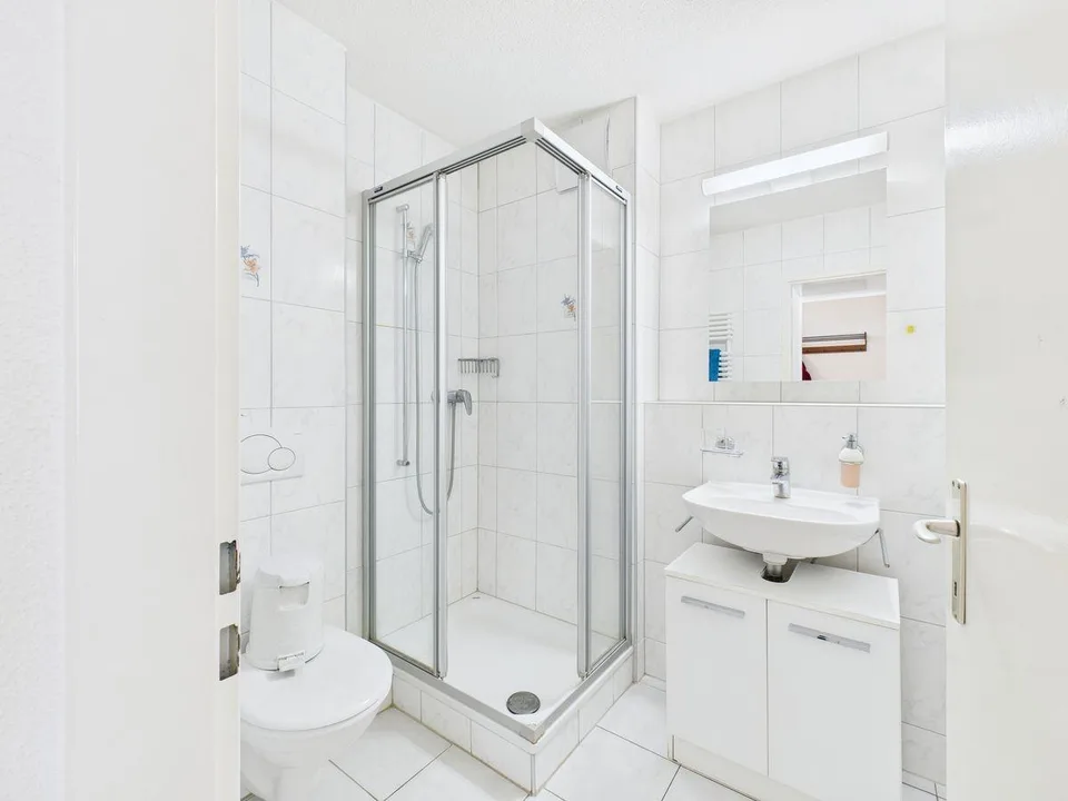Appartement de 2.5 pièces entièrement meublé - maintenant 9.4% moins cher! – photo 10 sur 12