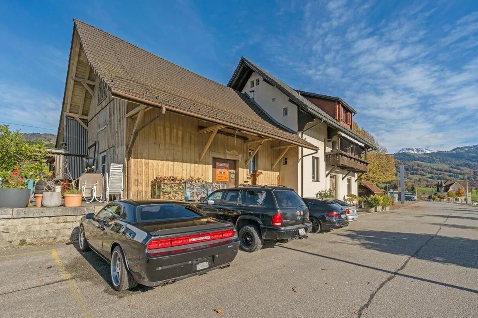 Bahnhof Kaltbrunn: Wohnen & Arbeiten vereint – Foto 3 von 4