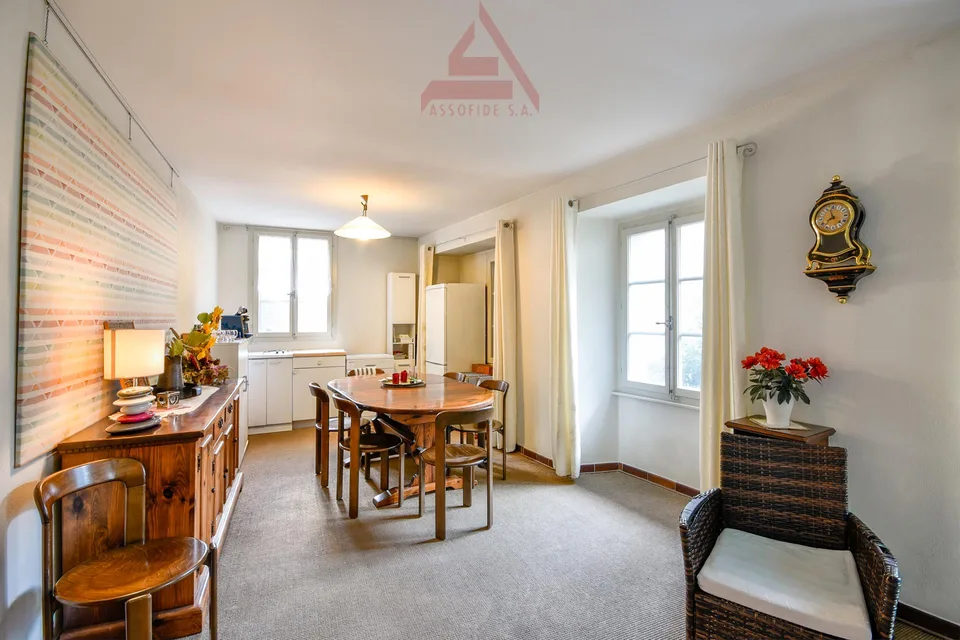 Typisches Tessinerhaus / Tipica casa ticinese – Foto 2 von 8
