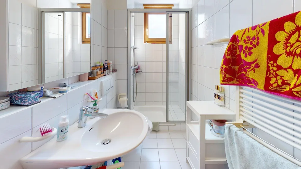 helle Wohnung mit Bergpanorama an attraktiver Lage – Foto 10 von 15