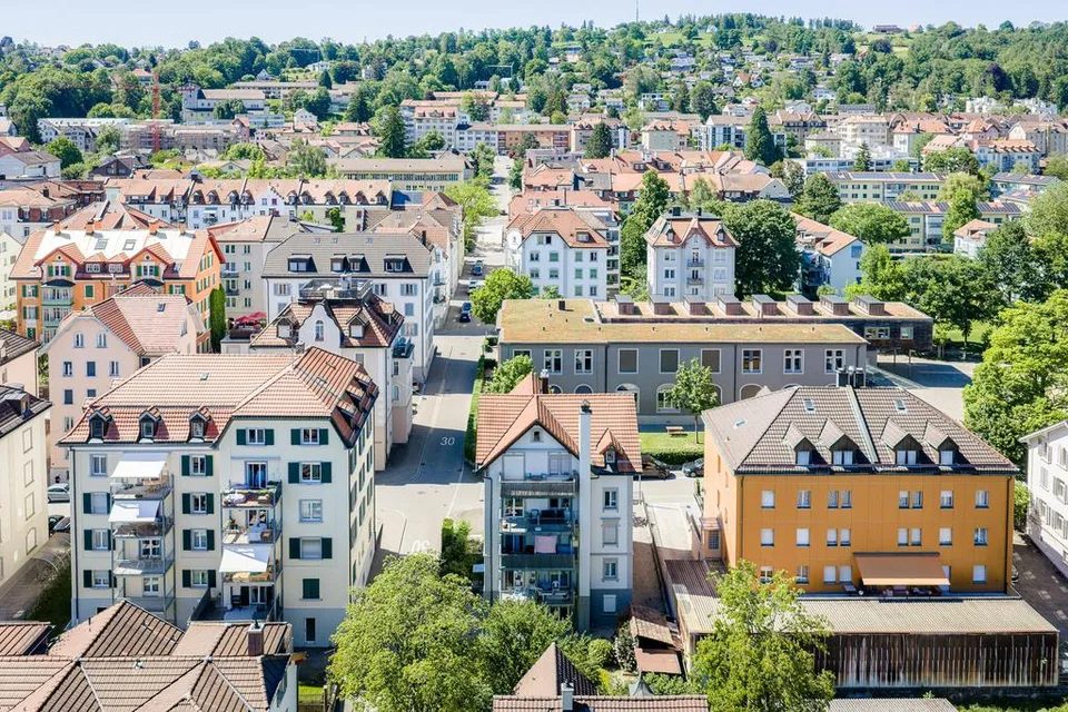 Appartement 4,5 pièces dans le quartier calme de Bach – photo 10 sur 11