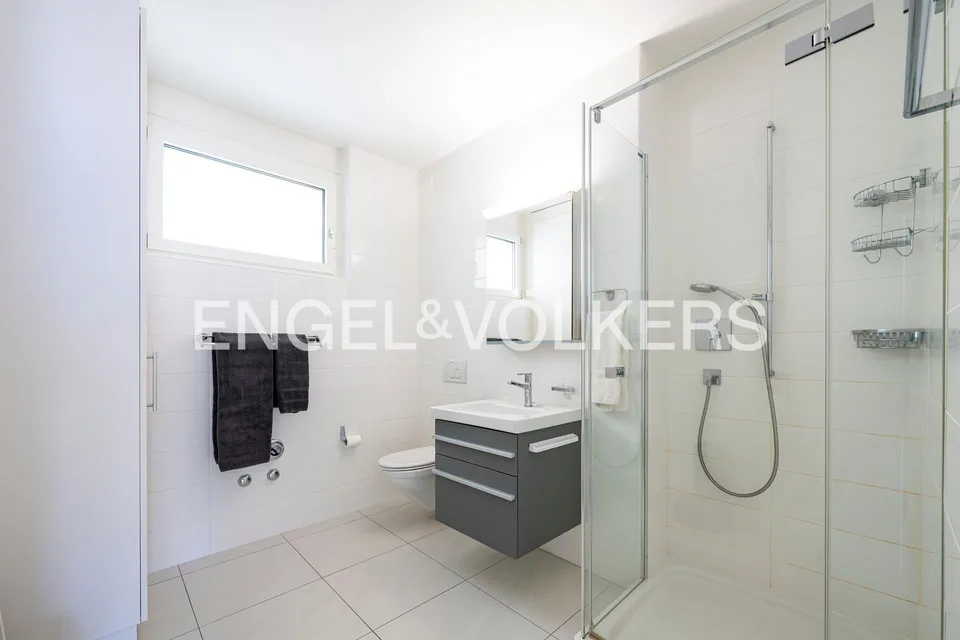 Modern Wohnen mit Wellness (114)