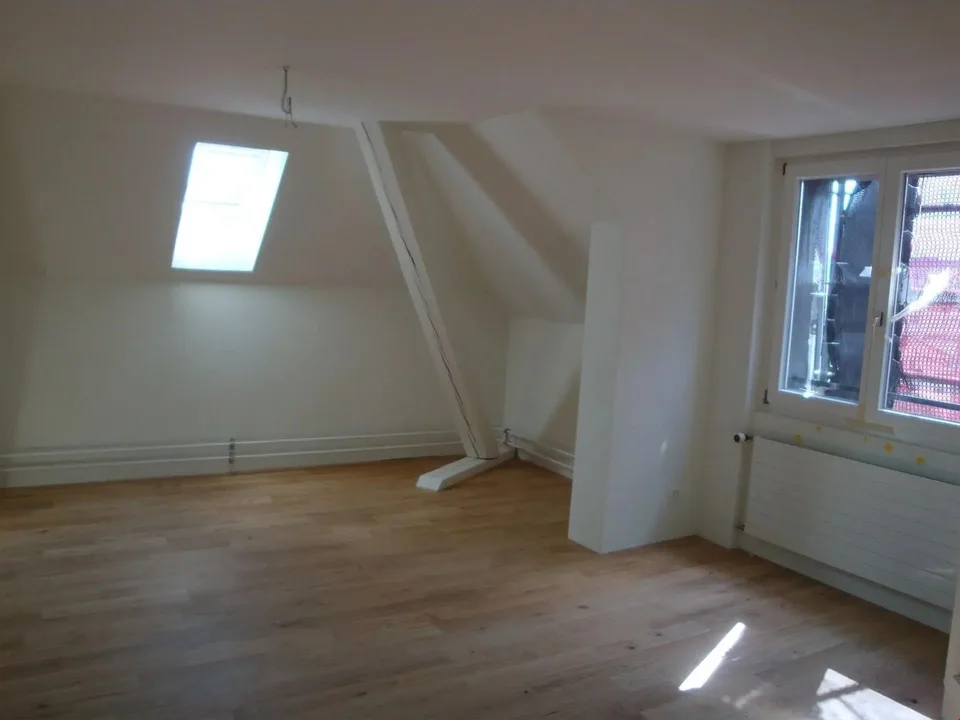 Über den Dächern von Solothurn - Dachwohnung wartet auf neue Mieter – Foto 3 von 8