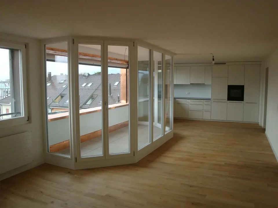 Über den Dächern von Solothurn - Dachwohnung wartet auf neue Mieter – Foto 2 von 8