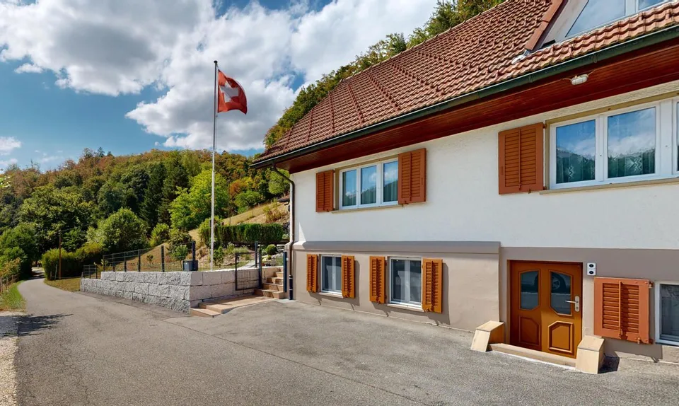 Einfamilienhaus mit viel Platz, Umschwung und freier Aussicht – Foto 4 von 11