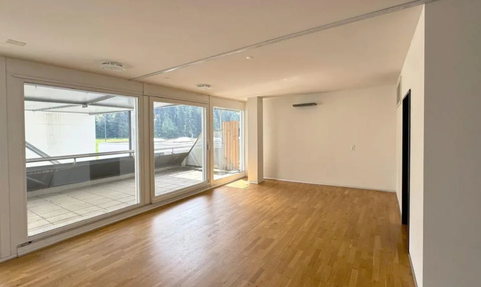 Exklusive & lichtdurchflutete Gewerbe-/Bürofläche (173 m²) mit 2 Te... – Foto 4 von 6
