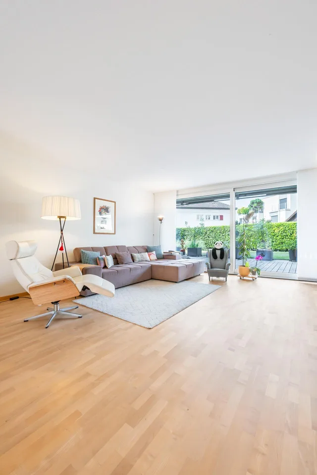 Gartenwohnung 6.5 Zimmer
