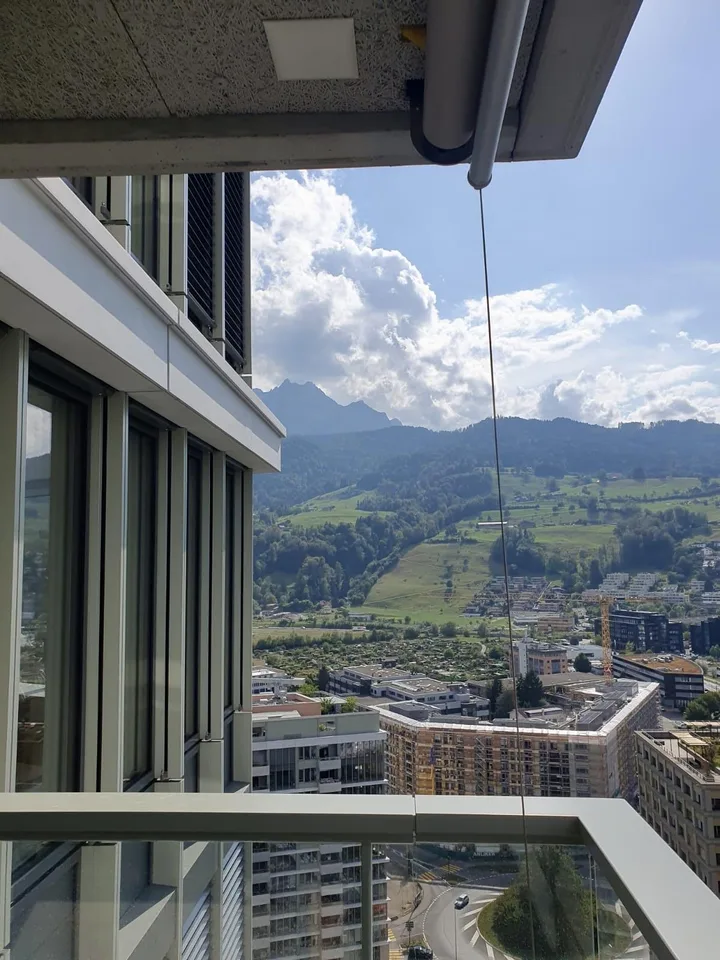 3.5 Zimmer Wohnung / PilatusTower 25. Stock – Foto 6 von 10