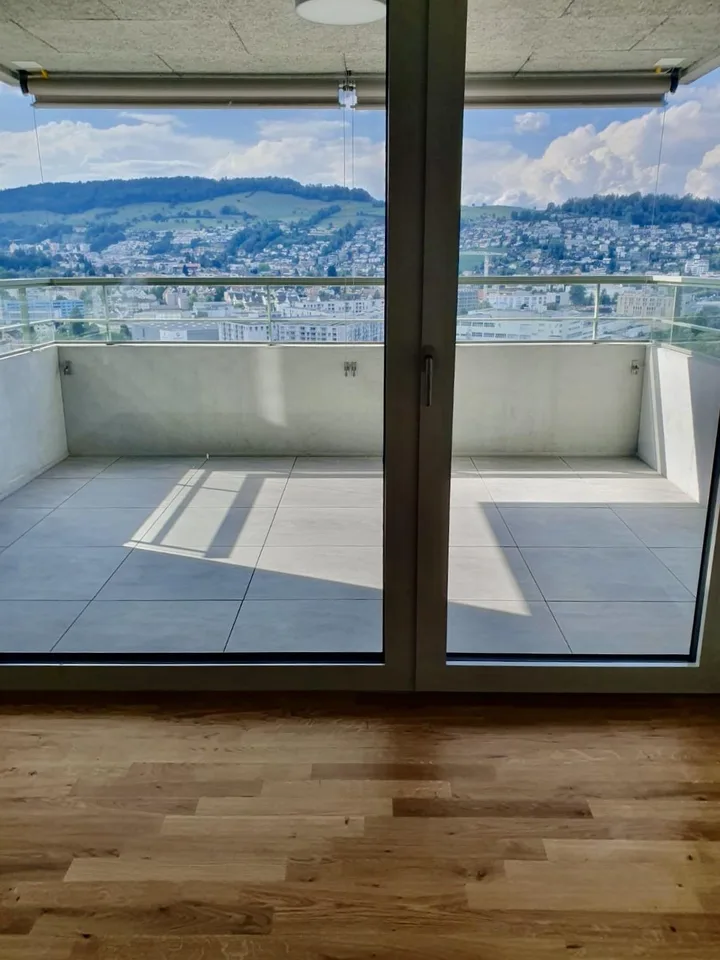 3.5 Zimmer Wohnung / PilatusTower 25. Stock – Foto 7 von 10