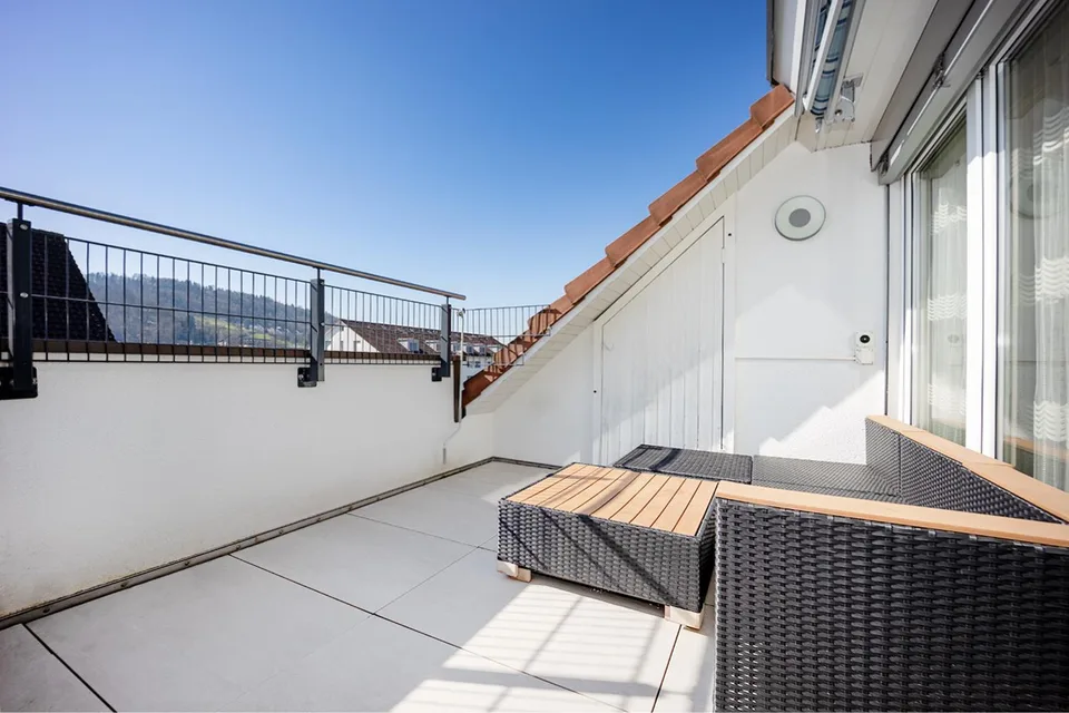 Attraente appartamento in mansarda di 5,5 locali a Mellingen – foto 3 di 14