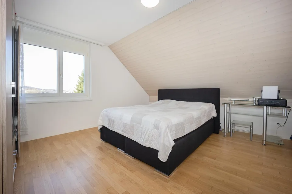 Attraente appartamento in mansarda di 5,5 locali a Mellingen – foto 7 di 14