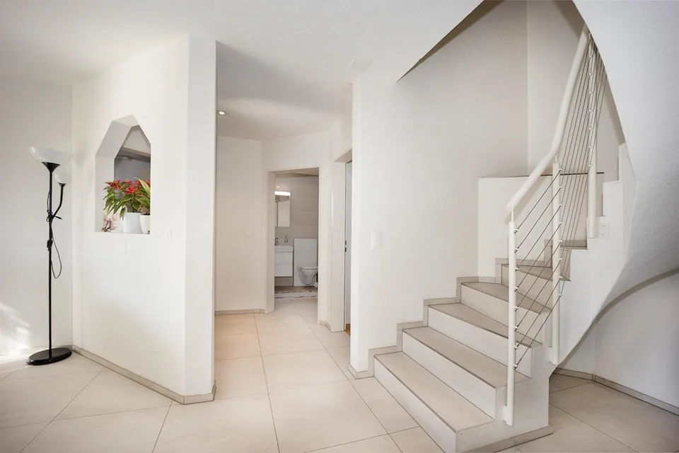 Attraente appartamento in mansarda di 5,5 locali a Mellingen – foto 10 di 14