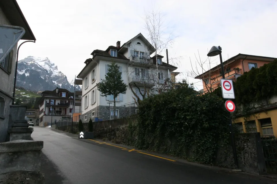 Charmante 4½-Zimmer-Wohnung mit toller See- und Bergsicht