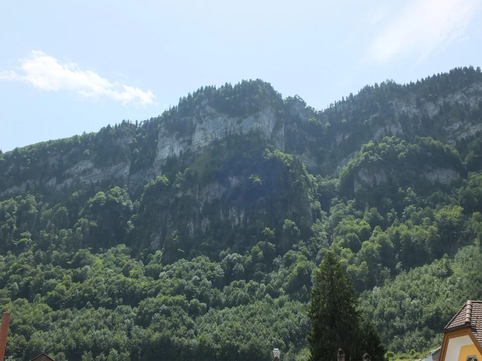 Charmante 4½-Zimmer-Wohnung mit toller See- und Bergsicht