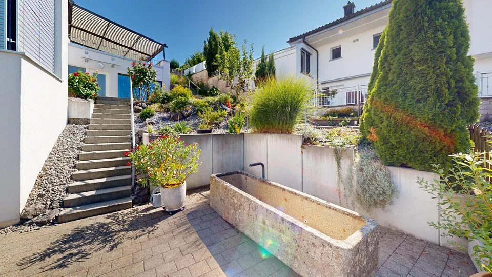 Exklusive 6.5-Zimmer Villa an bevorzugter Lage mit Seesicht – Foto 26 von 30