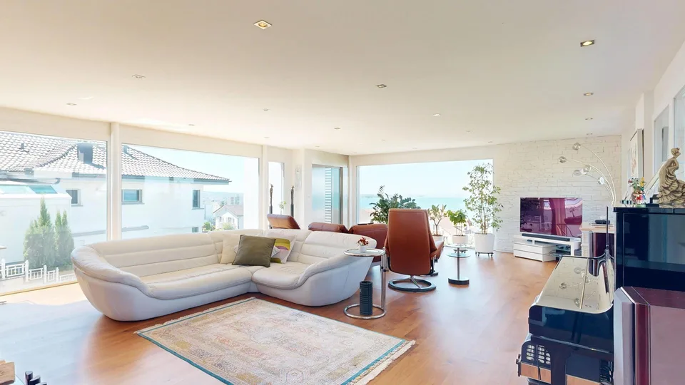 Exklusive 6.5-Zimmer Villa an bevorzugter Lage mit Seesicht – Foto 8 von 30