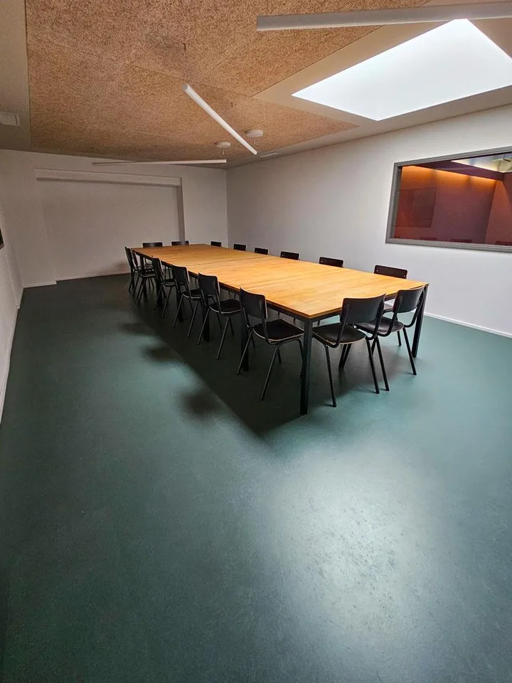 Lichtdurchflutete Gewerbe- oder Lagerflächen ab 290 m2 – Foto 5 von 6