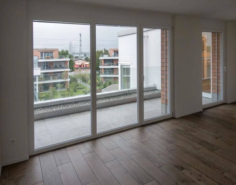 exklusive 2.5-Zimmer-Attikawohnung an zentraler Lage