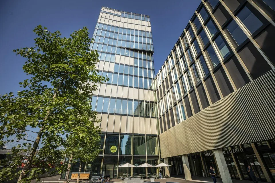 Unternehmensfläche mit hochwertigem Vormieterausbau im Suurstoffi-A... – Foto 8 von 11