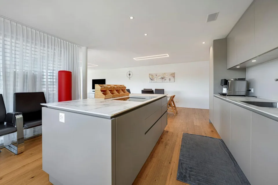 Un foyer avec une vue large et montagnarde ainsi qu'une haute qualité de vie – photo 6 sur 21