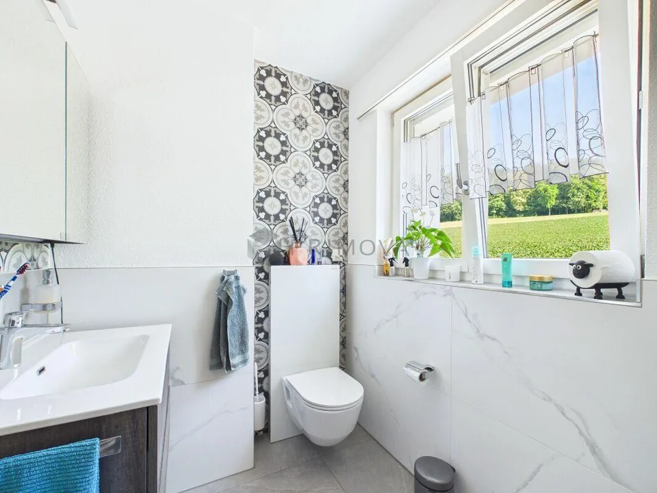 Exclusive 7.5 room single-family house with 191 m² living space and Alpine view completely renovated – photo 8 of 11